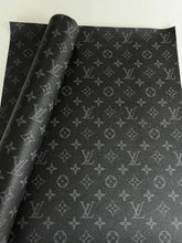 Louis Vuitton Classic Leather - Black